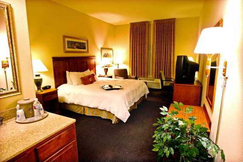 Hampton Inn & Suites Palmdale Zimmer foto